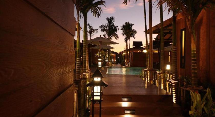 Lana Hotel Chiang Mai Exterior photo